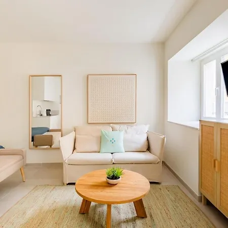 Apartment Lapa Getaway With Swimming Pool