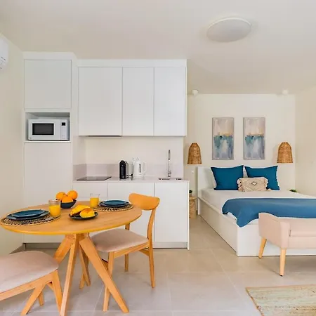 Apartment Lapa Getaway With Swimming Pool