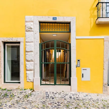 Lapa Getaway With Swimming Pool * Lisbon